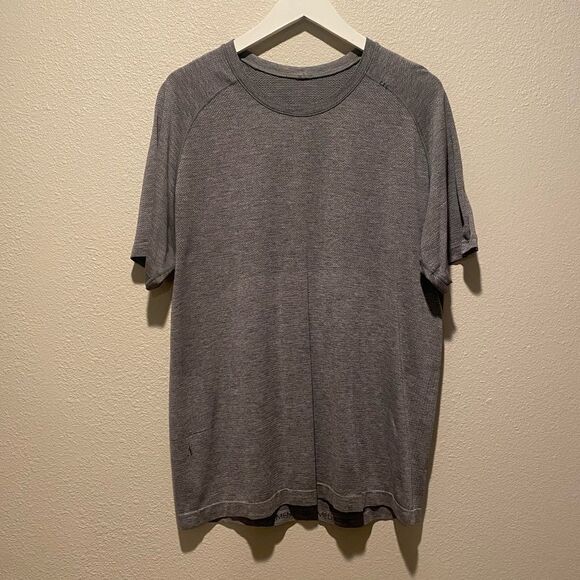 Lululemon Shirt Tech Movement Is‎ Medicine Activewear Gray Large Workout Running - Picture 1 of 12